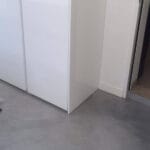 Microcimento-pavimento-quarto-