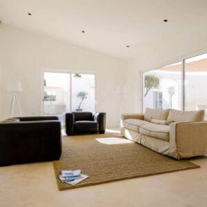 Microcimento-pavimento-sala-1