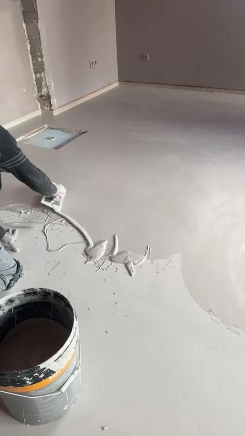 Aplicação Microcimento kcberry em pavimento restaurante #microcimento #pavimento #restaurante #algarve #revestimento